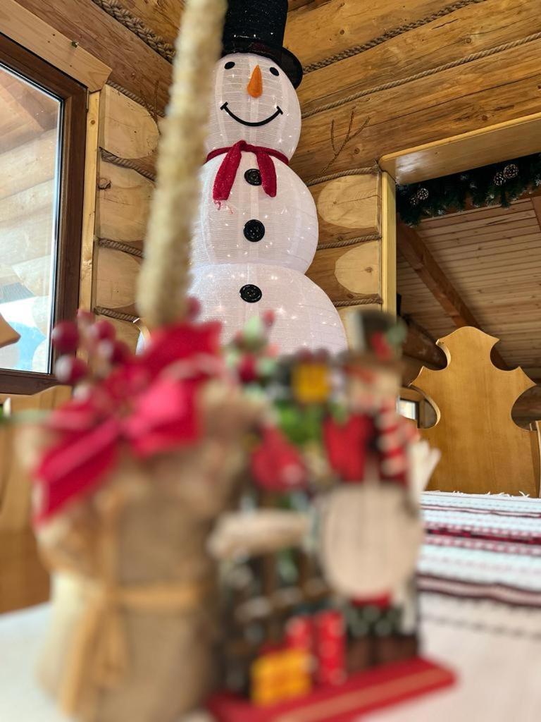 Pensiunea Mireasma Bucovinei Crucea Exteriör bild